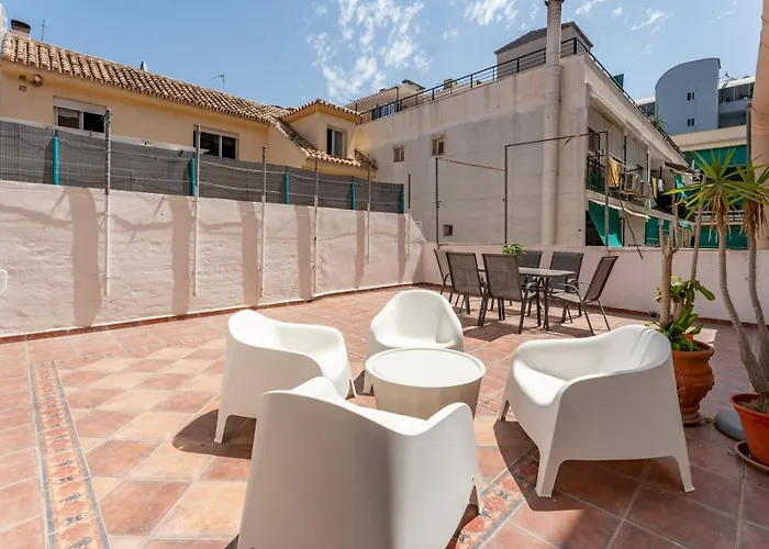 2-bed In Heart Of Boliches Pass The Keys * Fuengirola
