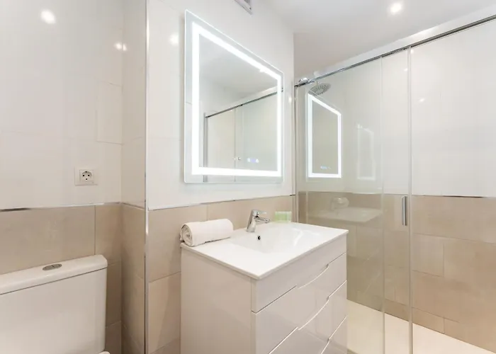 2-bed In Heart Of Boliches Pass The Keys *